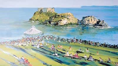 Seaside town's Mayor invites you to paint picturesque Tenby