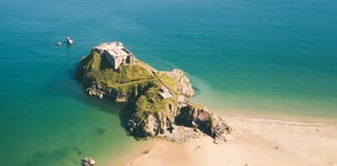 Tenby island fort history lesson for Saundersfoot WI