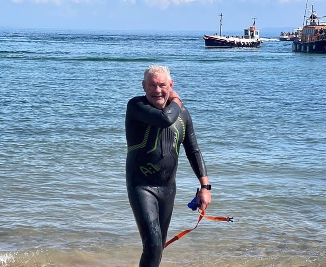 Plumber Peter completes around Caldey swim for Prostate Cymru