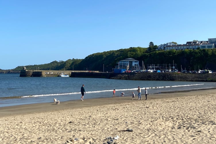 Saundersfoot beach