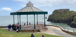 Summer’s here and the time is right for… using Tenby Bandstand!