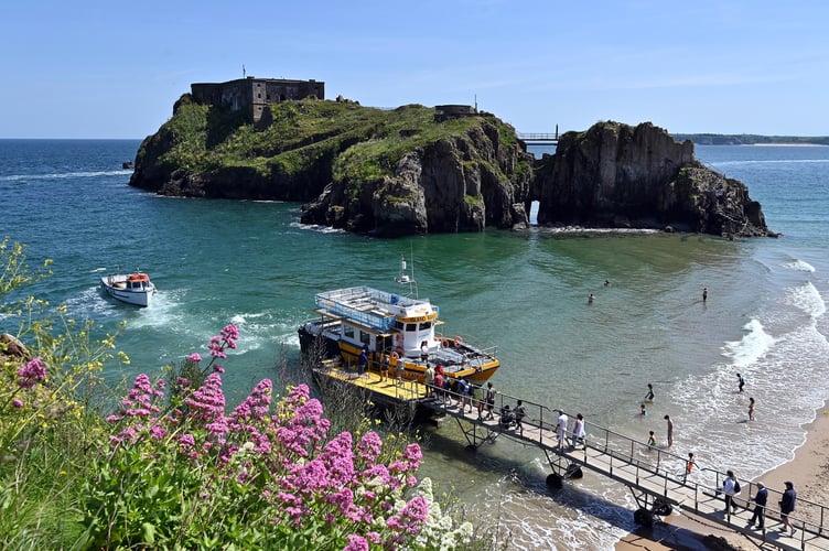 Tenby Castle Beach