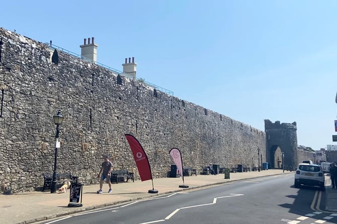 Tenby town walls