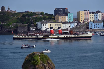 A warm Tenby welcome for Waverley paddle steamer