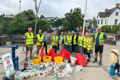 ‘Tireless’ community litter-picking volunteers praised
