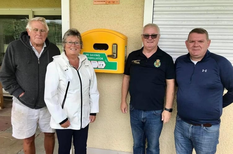 Saundersfoot defib