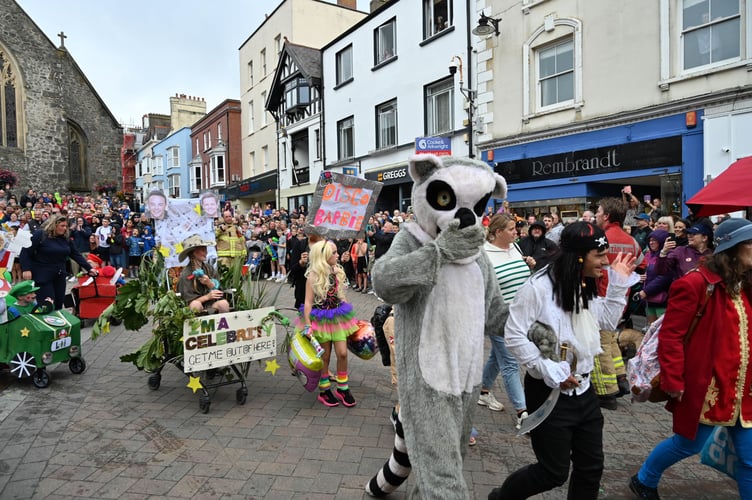 Tenby Carnival