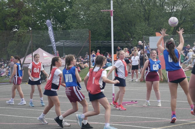 Saundersfoot Urdd netball