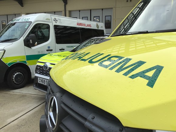 8 minute ambulance target for serious calls questioned