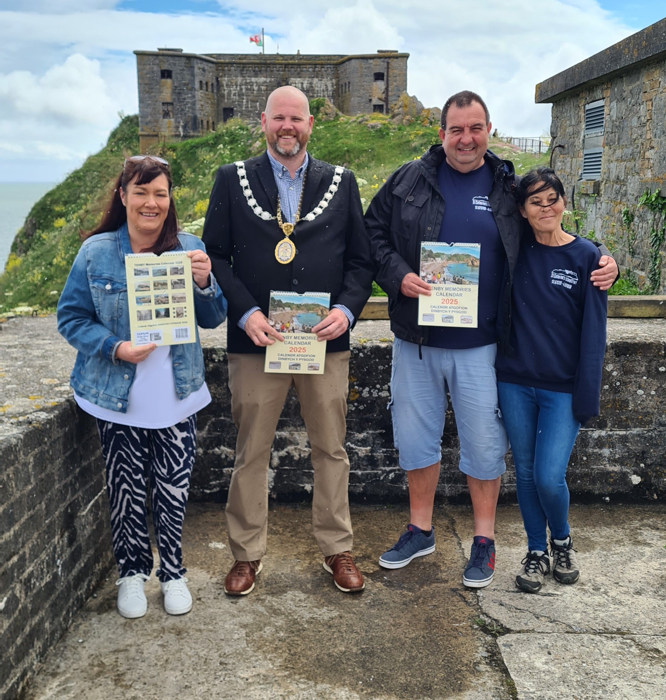 Mayor launches 2025 Tenby Memories Calendar tenbytoday.co.uk