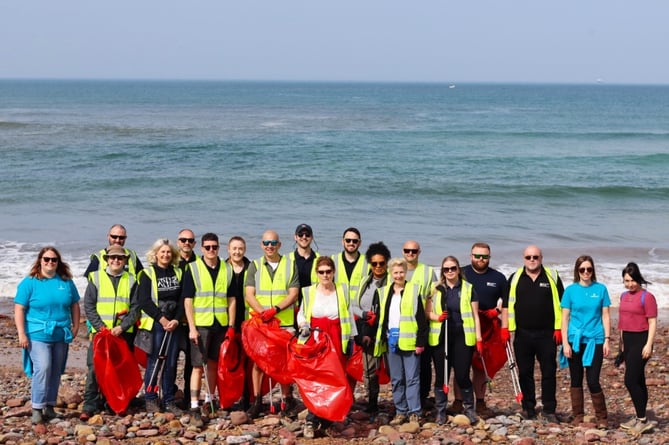 Beach clean at Freshwater West