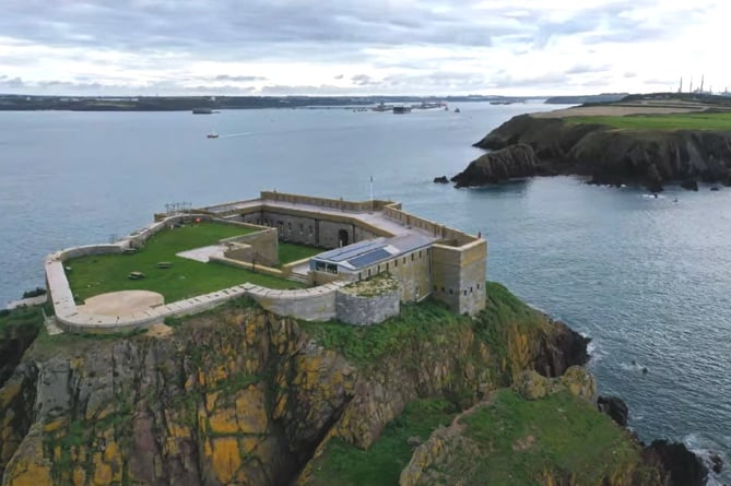 Works at Thorne Island Hotel, Angle have been back by National Park planners. 