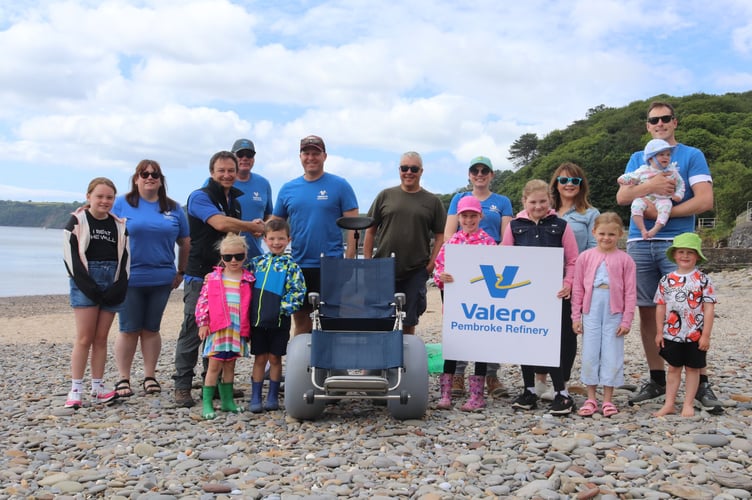 Valero’s donated beach wheelchair was unveiled at a recent Valero Volunteer beach clean at Wiseman’s Bridge.