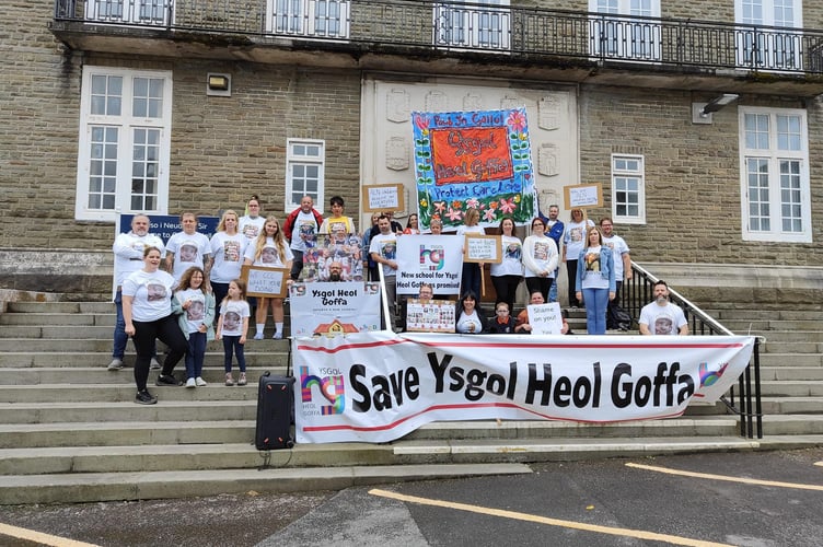 Ysgol Heol Goffa outside County Hall