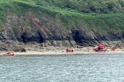 Tenby lifeboats launched after person falls on rocks near Monkstone