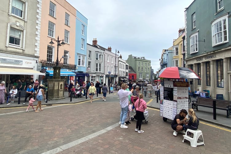 A Tenby councillor has questioned why the seaside town’s pedestrianisation