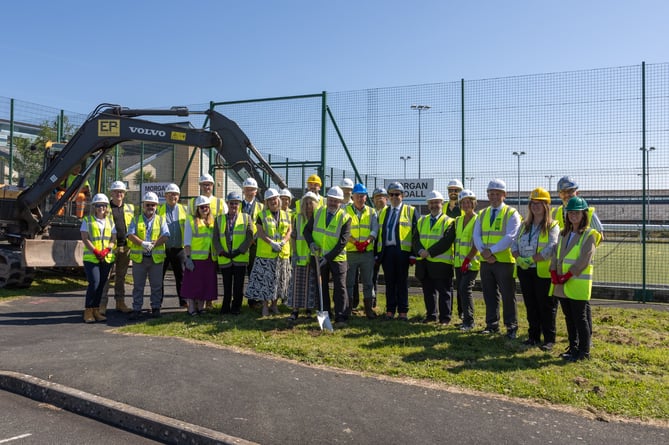 Portfield-School-Turf-Cutting