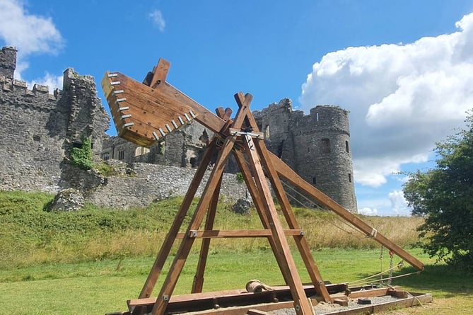 One of Carew Castle’s standout events ‘FIRE! The Launch of the Giant Trebuchet’ has secured a nomination for the Best Event Award. 