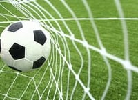 Dalling brace helps Goodwick to victory