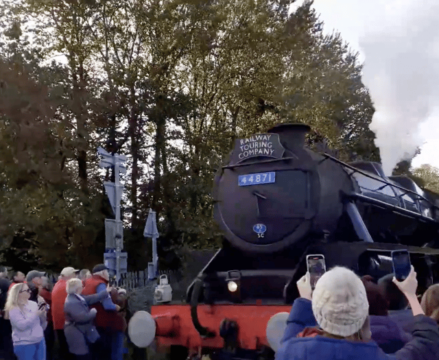 Steam train draws a crowd on South Pembrokeshire visit