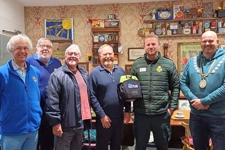 Defib Tenby old chapel