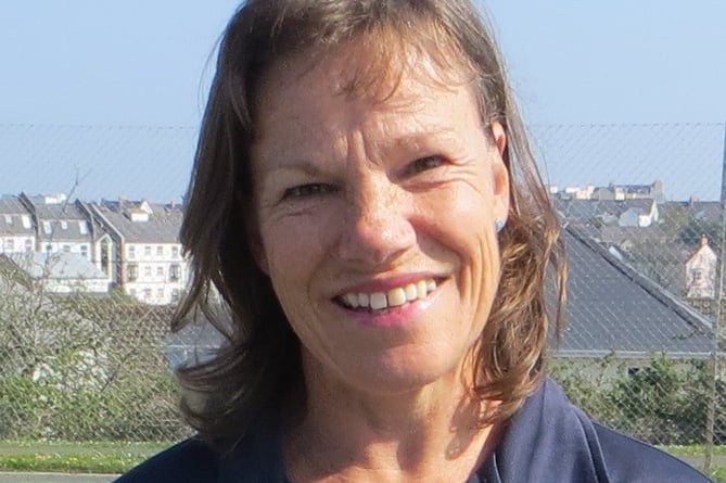 Alison Lewis is retiring from her role of over 14 years at Tenby Tennis Club.