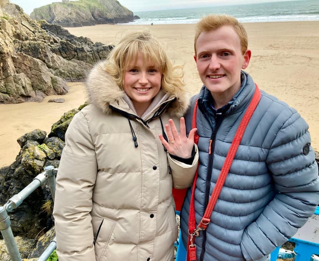 WATCH: Tenby beach wedding proposal ‘shore’ makes it a day to remember