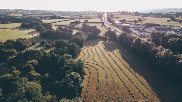 The small town of St Clears lies in the southwestern corner of Carmarthenshire around 8 miles from Carmarthen itself. 