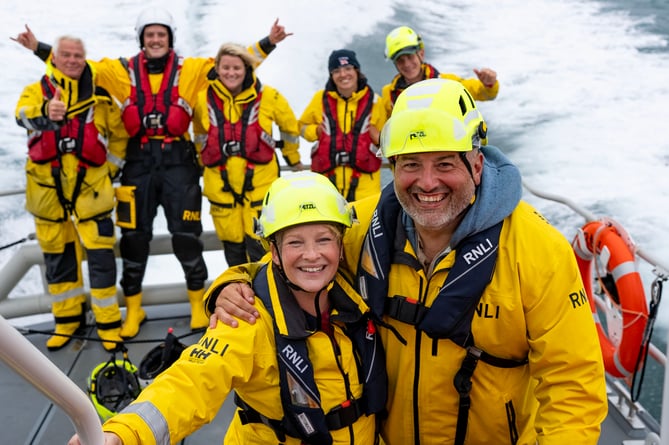 Wynne and Joanna: All At Sea,6,Joanna Page, Wynne Evans,with RNLI St Davids,Barn Media Ltd / BBC Cymru Wales