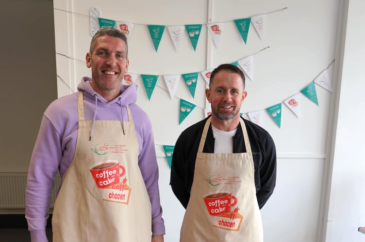 Welsh rugby legends put on their aprons for Wales Air Ambulance